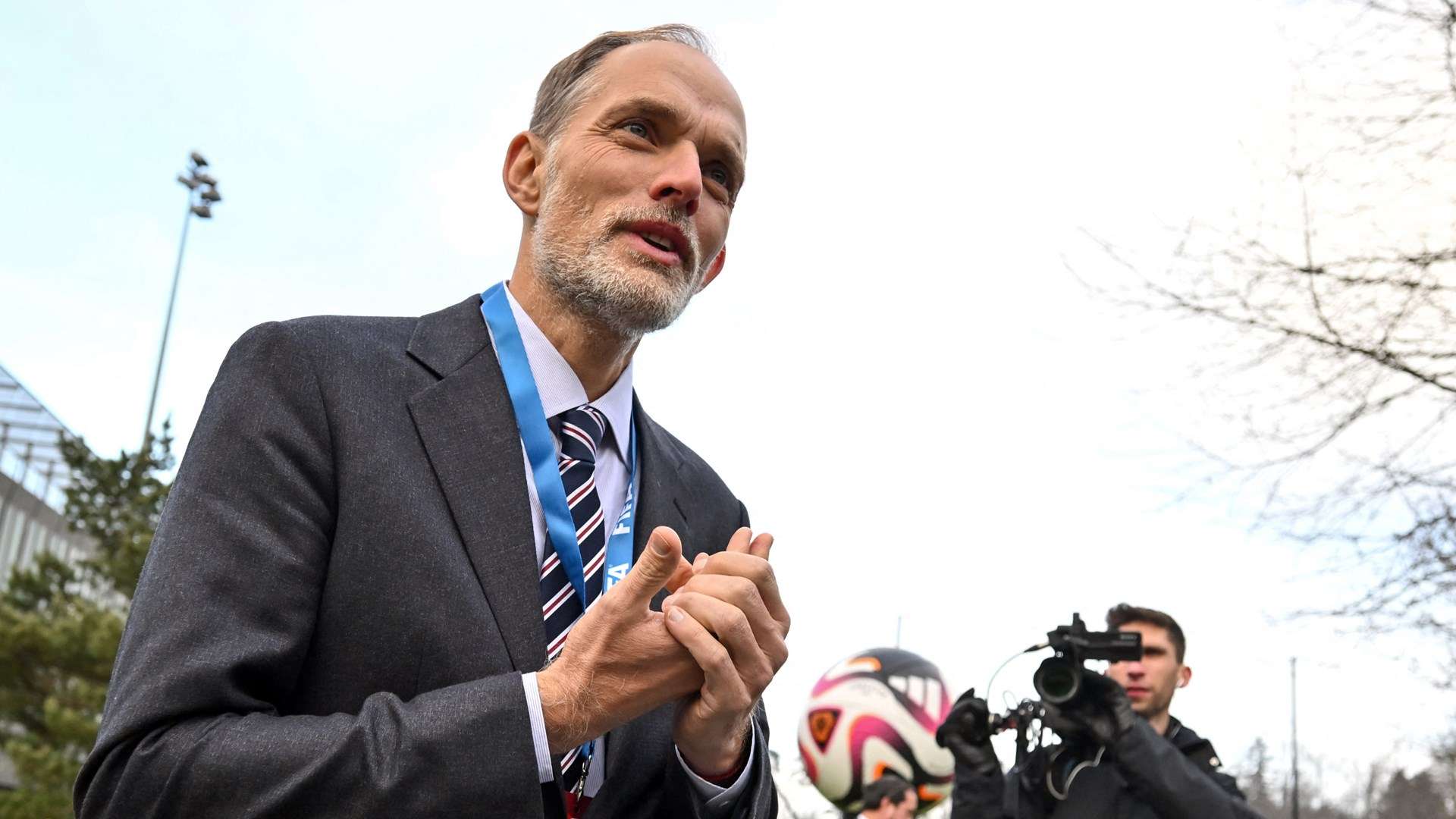 我们可以更 我们可以更